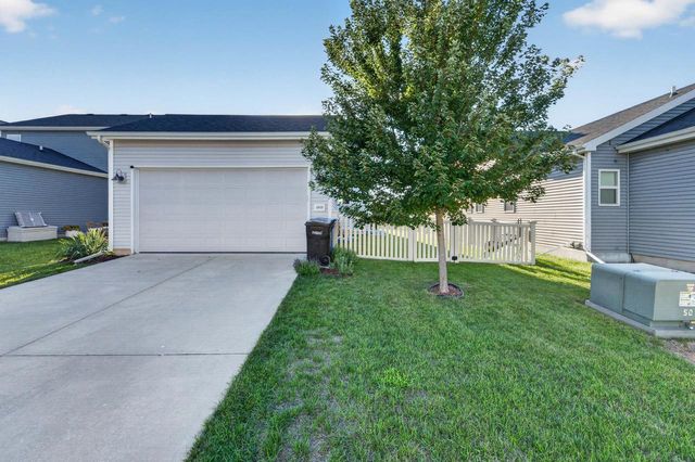 1819 Morning Mist Way, Madison, WI 53718