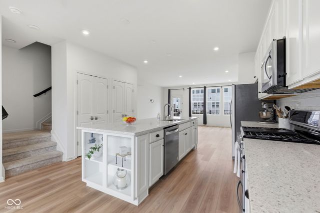 14565 Pomona Lane, Carmel, IN 46074