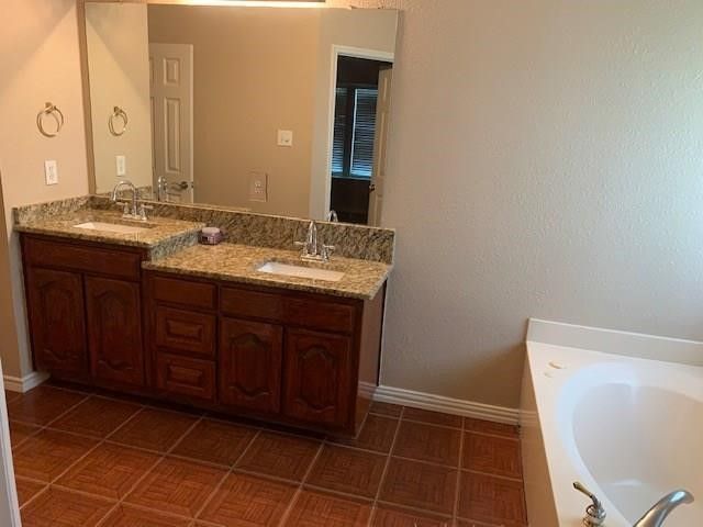 2324 Cantura Drive, Mesquite, TX 75181