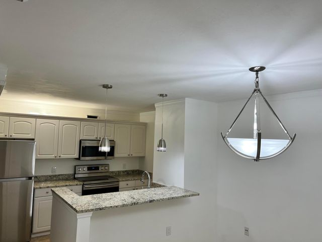 3114 31st Way, West Palm Beach, FL 33407