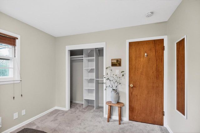 1704 El Rancho DRIVE, Mequon, WI 53092