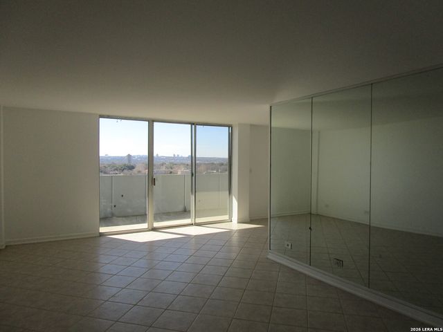 7039 San Pedro Ave Apt 1110, San Antonio, TX 78216