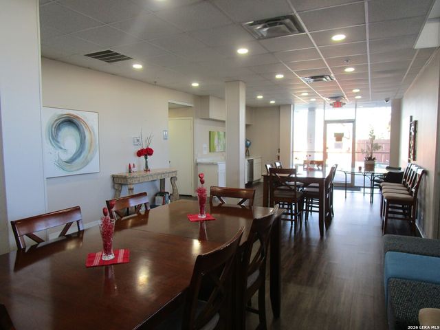 7039 San Pedro Ave Apt 1110, San Antonio, TX 78216