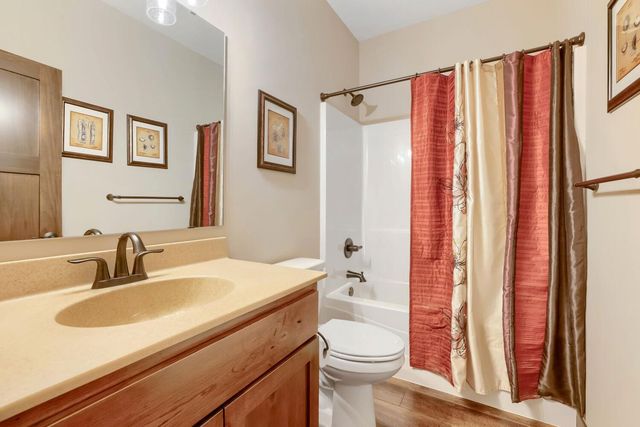 20883 Peony Lane, Rogers, MN 55374