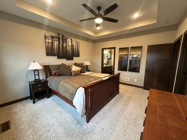 20883 Peony Lane, Rogers, MN 55374