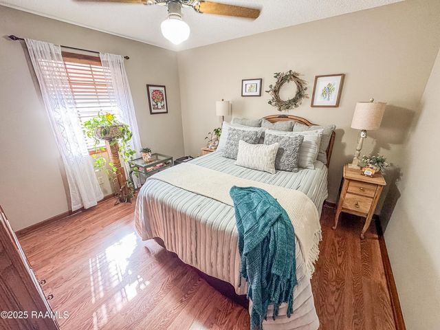 200 Babbling Brook Drive, Lafayette, LA 70506