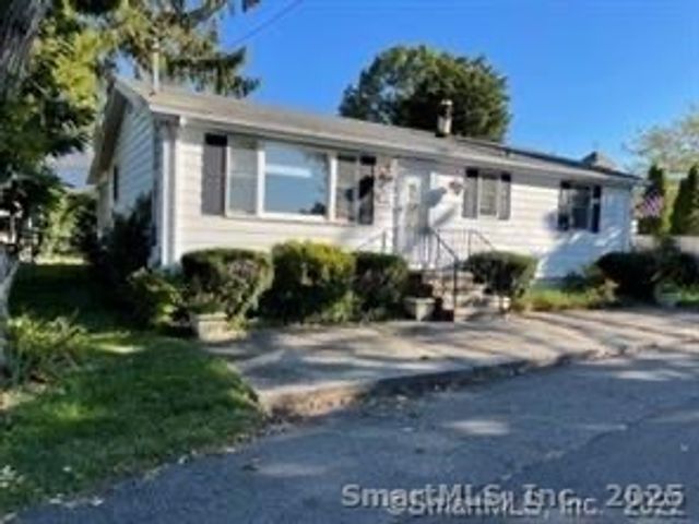 20 Parker Place, Branford, CT 06405