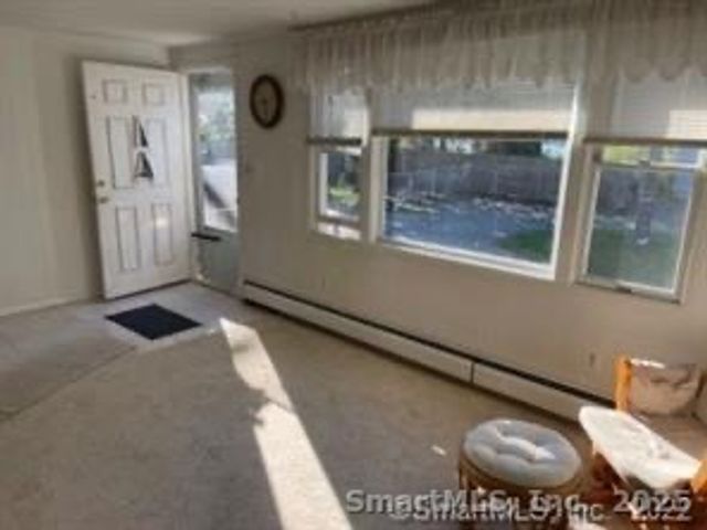 20 Parker Place, Branford, CT 06405