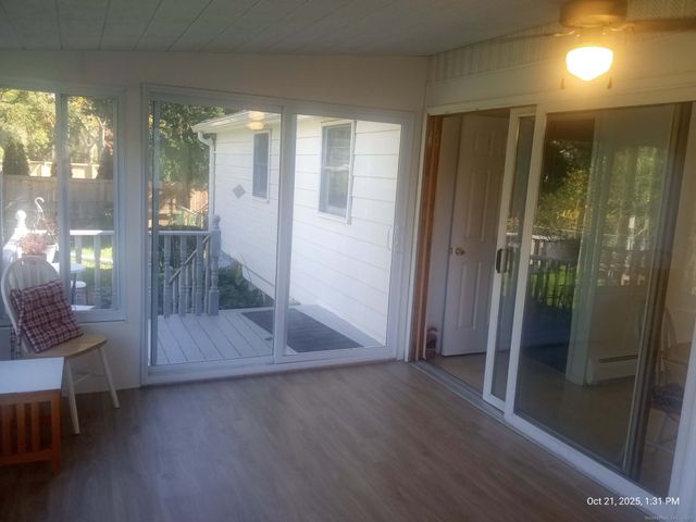 20 Parker Place, Branford, CT 06405