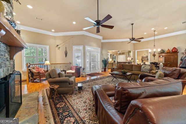 1071 Eaglewood Way, Greensboro, GA 30642