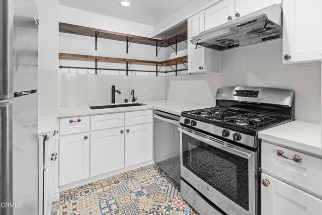 800 W 1st Street 2107, Los Angeles, CA 90012
