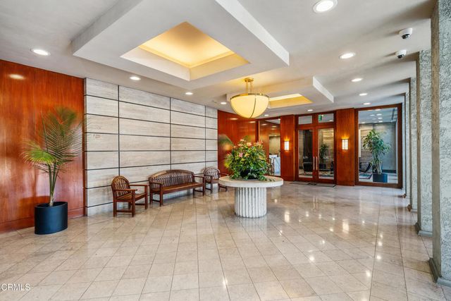 800 W 1st Street 2107, Los Angeles, CA 90012