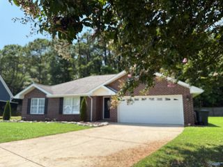 111 Turnstone Court, Huntsville, AL 35824