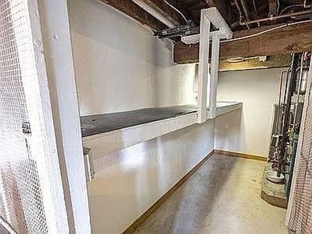 229 Chapel 2, Newton, MA 02458
