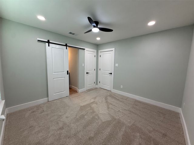 3047 Fernwood Avenue, Dallas, TX 75216