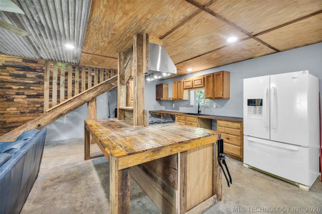 22307 E 843 Road, Park Hill, OK 74451