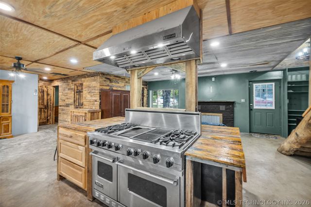 22307 E 843 Road, Park Hill, OK 74451