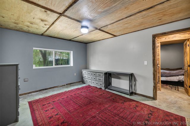 22307 E 843 Road, Park Hill, OK 74451