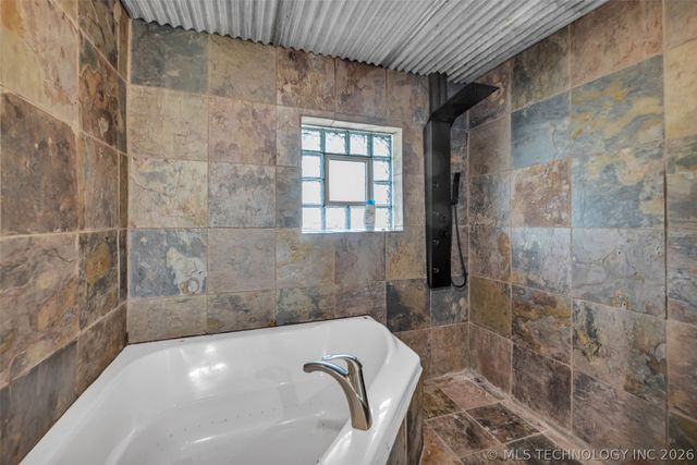 22307 E 843 Road, Park Hill, OK 74451