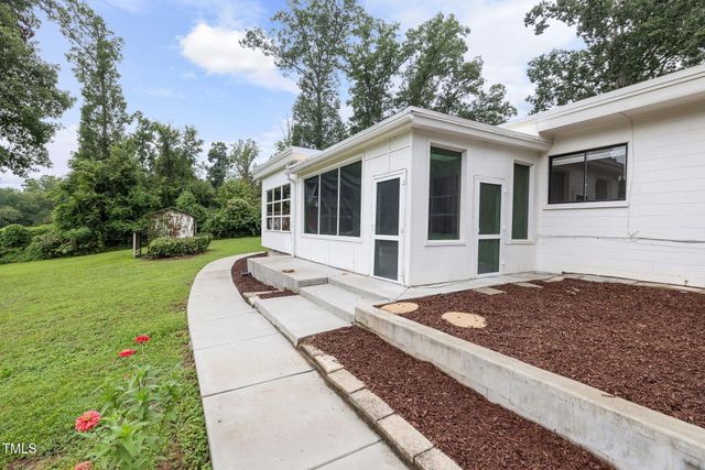 2118 Timberlake Drive, Raleigh, NC 27604