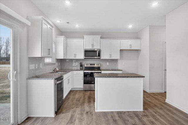 79 Rockwater Way, Zebulon, NC 27597