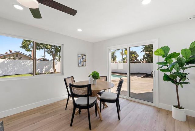 2333 E Mission Avenue, Escondido, CA 92027