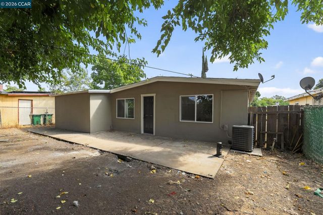 629 S Murdock Ave, Willows, CA 95988