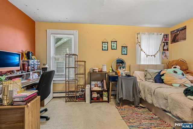 5 Park Avenue, Westwood, NJ 07675