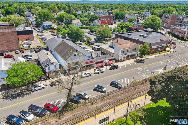 5 Park Avenue, Westwood, NJ 07675