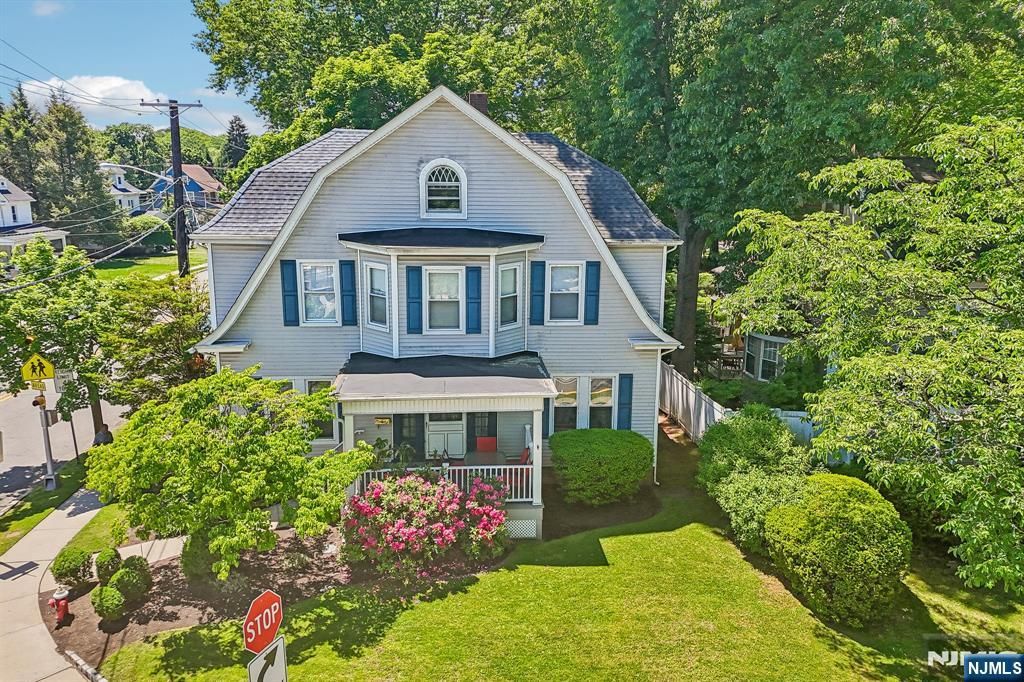 5 Park Avenue, Westwood, NJ 07675