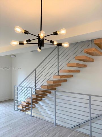 312 E 6th St A, Hialeah, FL 33010