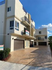 312 E 6th St A, Hialeah, FL 33010