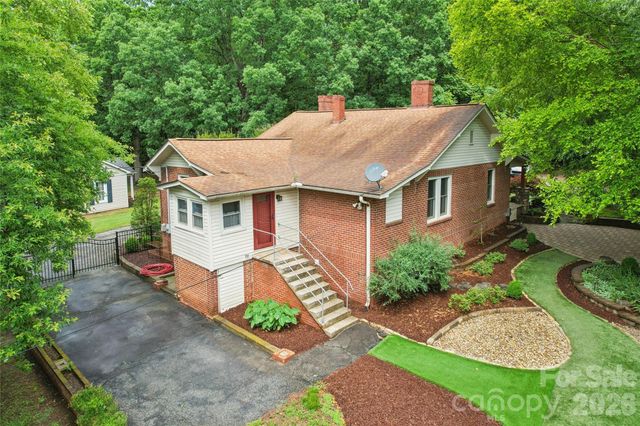 400 Alpine Street NW, Kannapolis, NC 28081