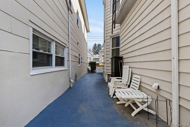 62 Oak Street, Mount Vernon, NY 10550