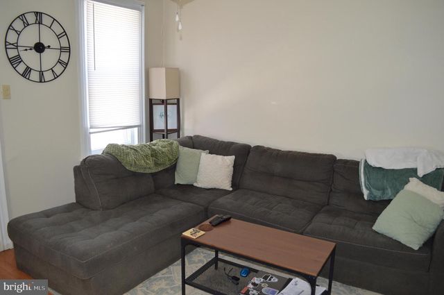229 LOCUST ST, Hanover, PA 17331