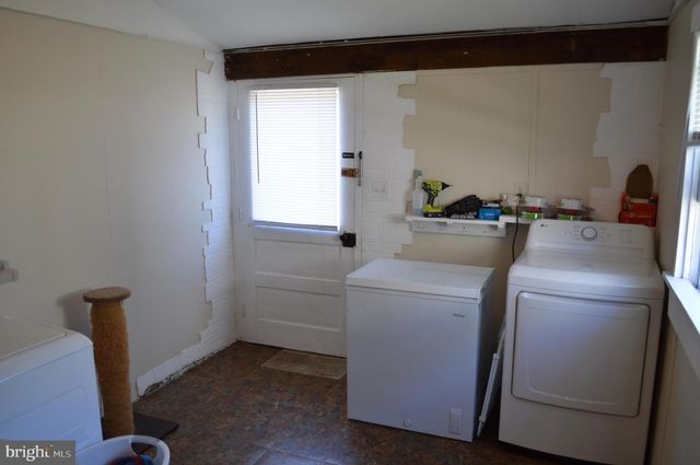 229 LOCUST ST, Hanover, PA 17331