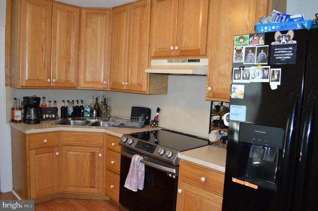 229 LOCUST ST, Hanover, PA 17331