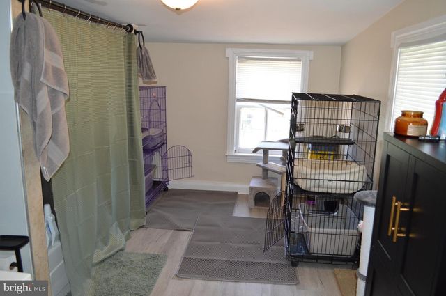 229 LOCUST ST, Hanover, PA 17331