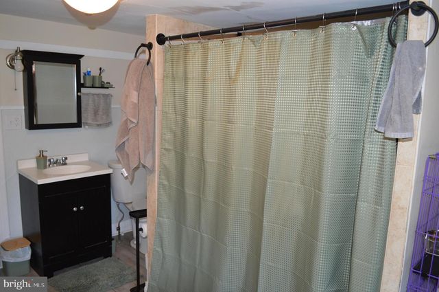 229 LOCUST ST, Hanover, PA 17331