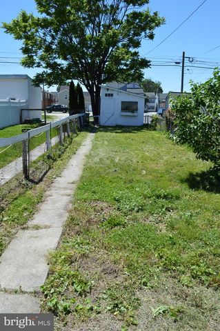 229 LOCUST ST, Hanover, PA 17331
