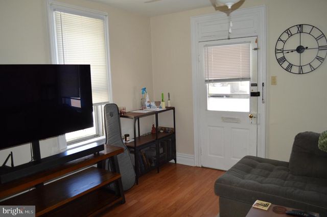 229 LOCUST ST, Hanover, PA 17331