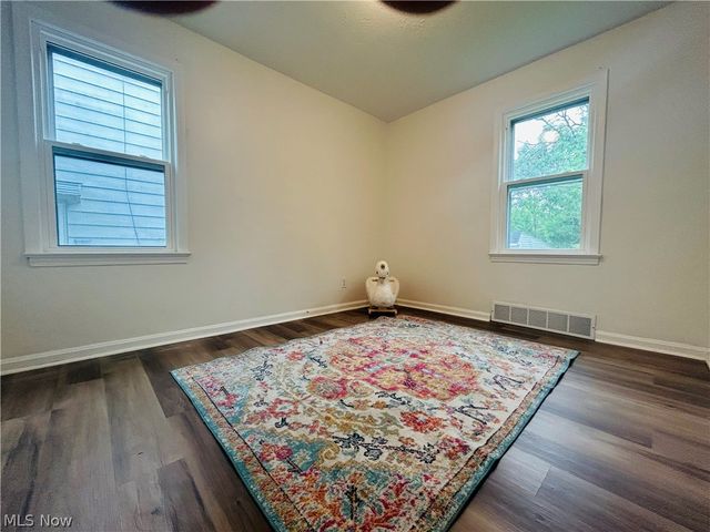 13629 Granger Road, Garfield Heights, OH 44125