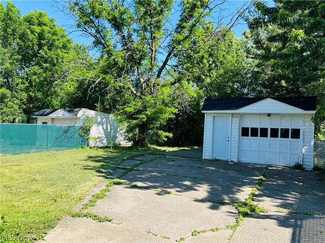 13629 Granger Road, Garfield Heights, OH 44125
