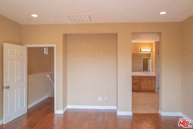 107 Chantilly, Irvine, CA 92620