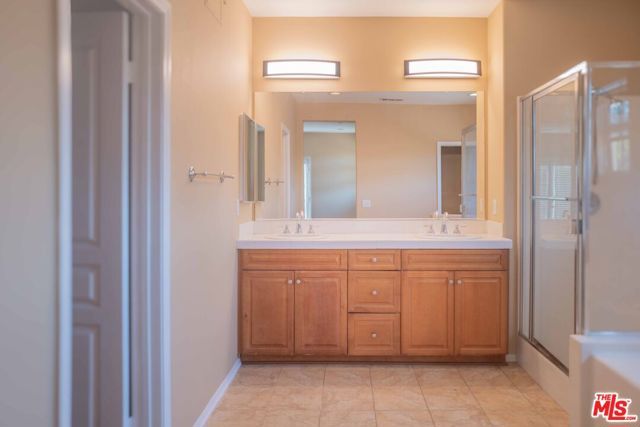 107 Chantilly, Irvine, CA 92620