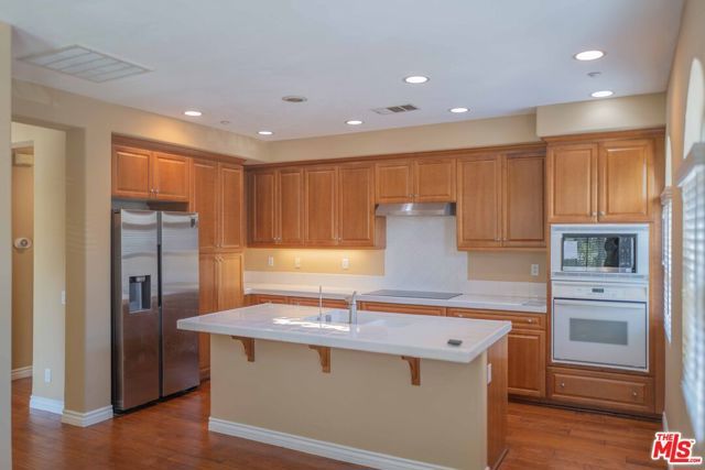 107 Chantilly, Irvine, CA 92620