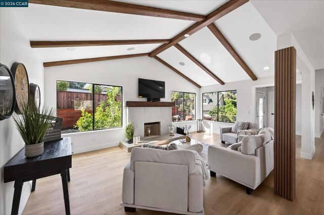 4348 Cowell Rd, Concord, CA 94518