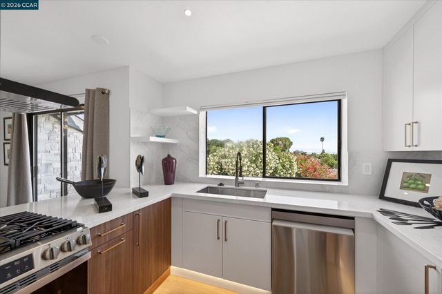 4348 Cowell Rd, Concord, CA 94518
