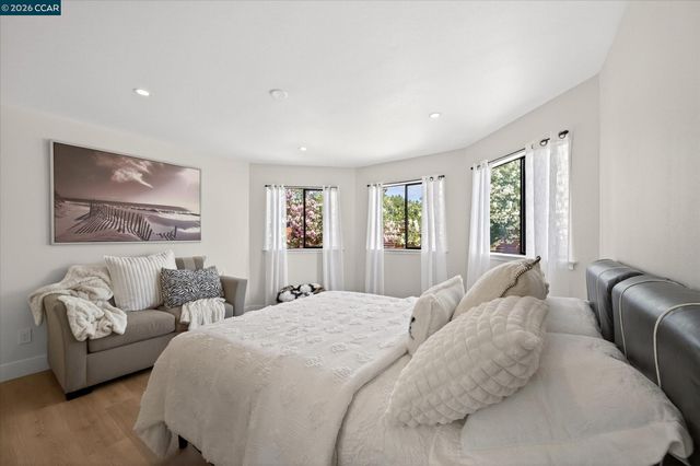 4348 Cowell Rd, Concord, CA 94518