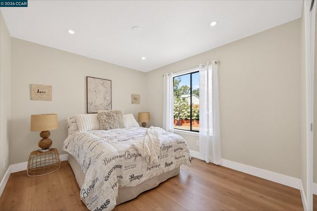 4348 Cowell Rd, Concord, CA 94518